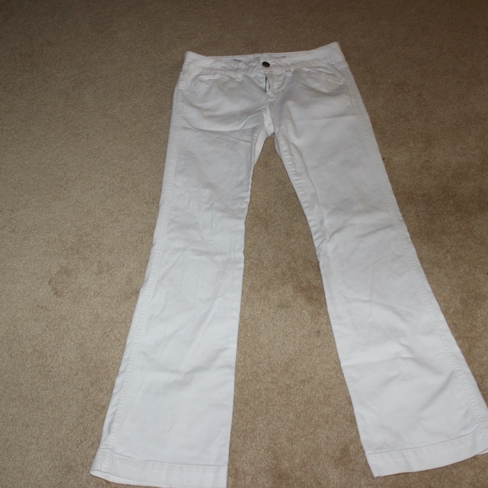 white wide leg pants